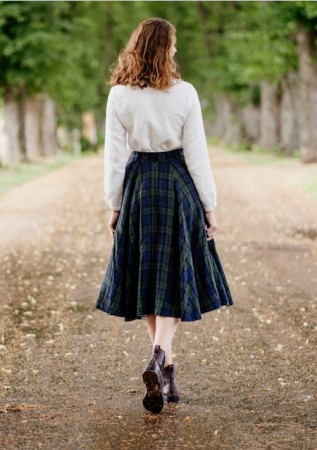 Son de flor, Classic Skirt, Blue Tartan ( 1 igjen i str XL)