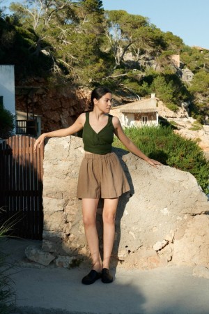 Kim Linen Shorts, linshorts fra Linenfox - olive