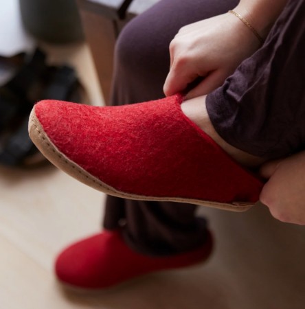 Tøffel/slip-in med skinnsåle fra Glerups, red