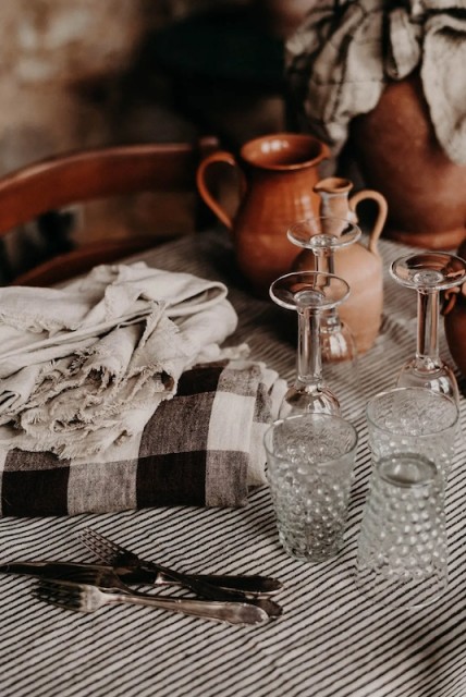 Stripete duk i 100% lin fra Olsson & Jensen